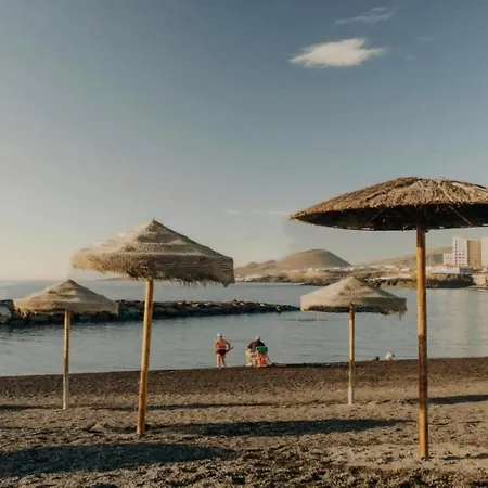 Apartment En Primera Linea De Playa - Chicas *