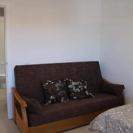 Apartment En Primera Linea De Playa - Chicas